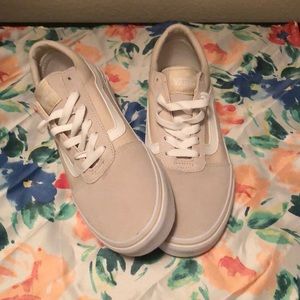 Vans Old Skool shoes (NEVER WORN)